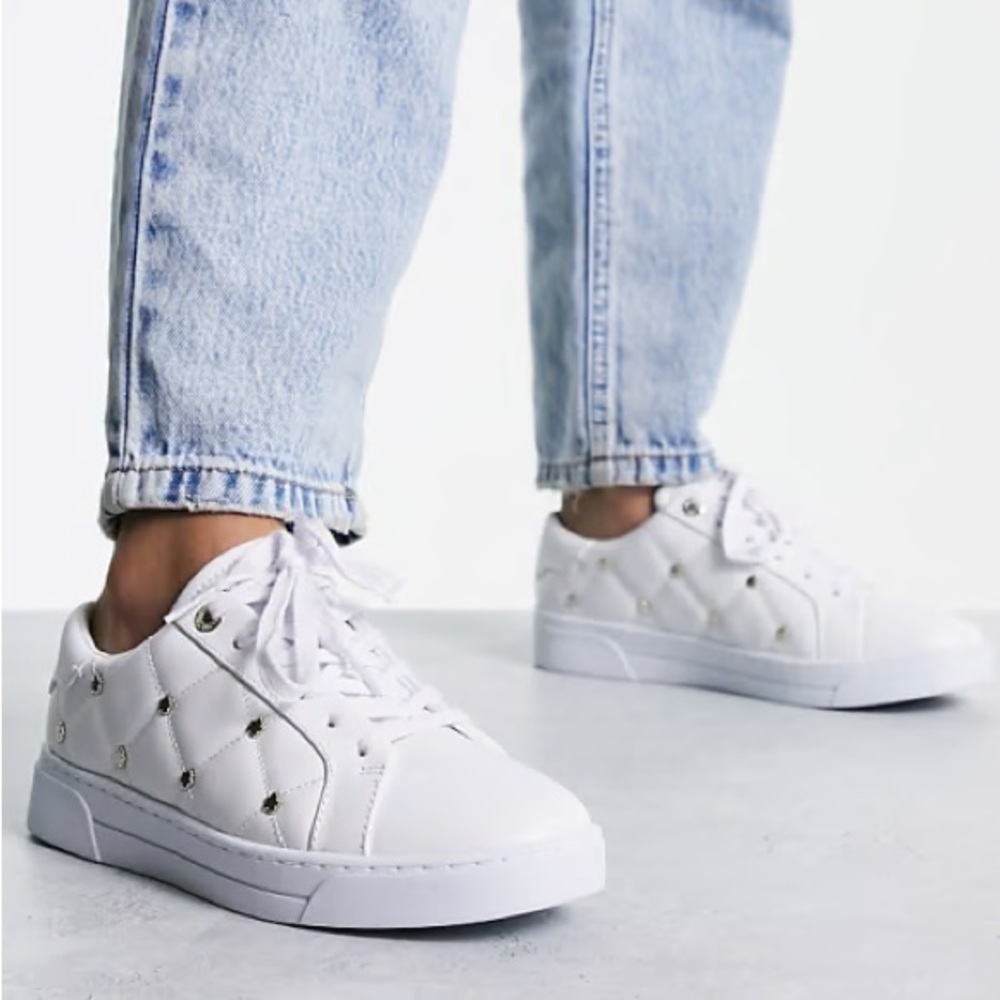 Ted Baker London Libbin Quilted Studded Sneakers White Lace Up Sz 8